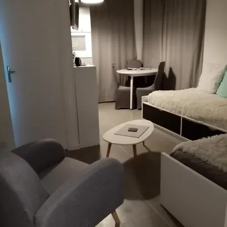 Lejlighed Les Cigognes *